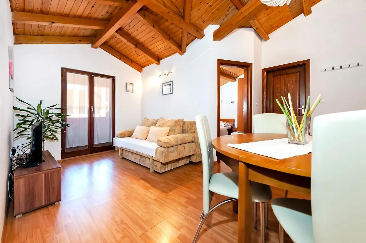Apartments Lea Rovinj