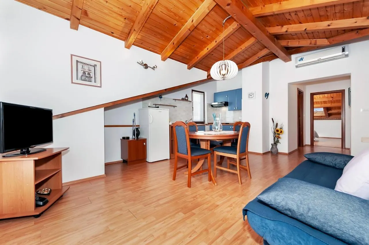 Apartments Lea Rovinj