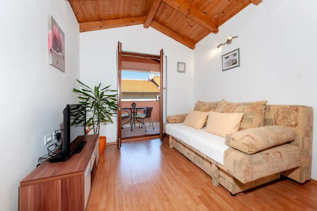 Apartments Lea Rovinj 0*,